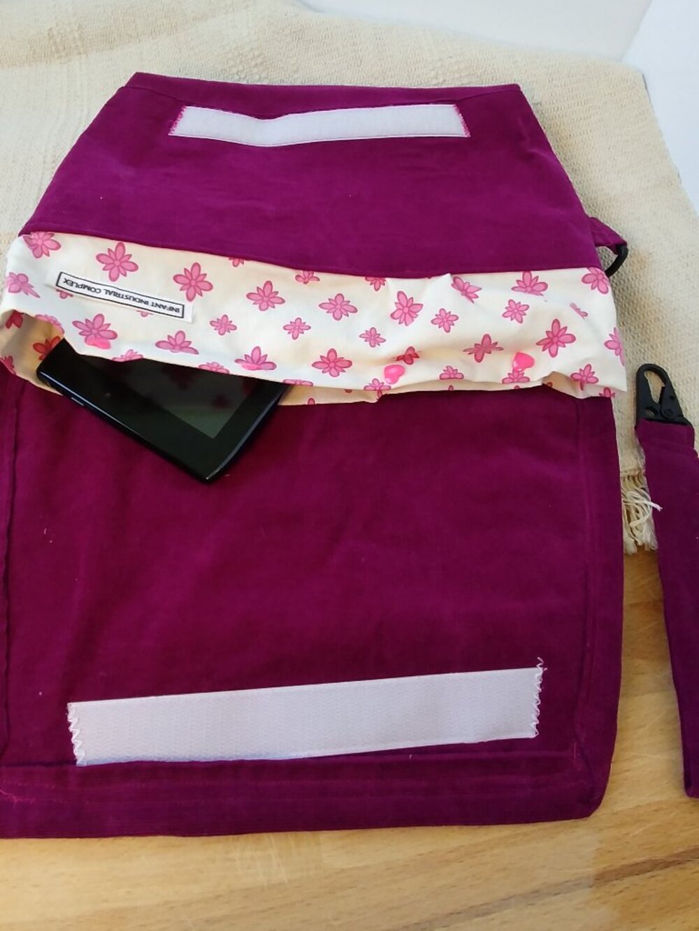 Handlebar Bag in Rainbow Stripes - Picture 3 of 7